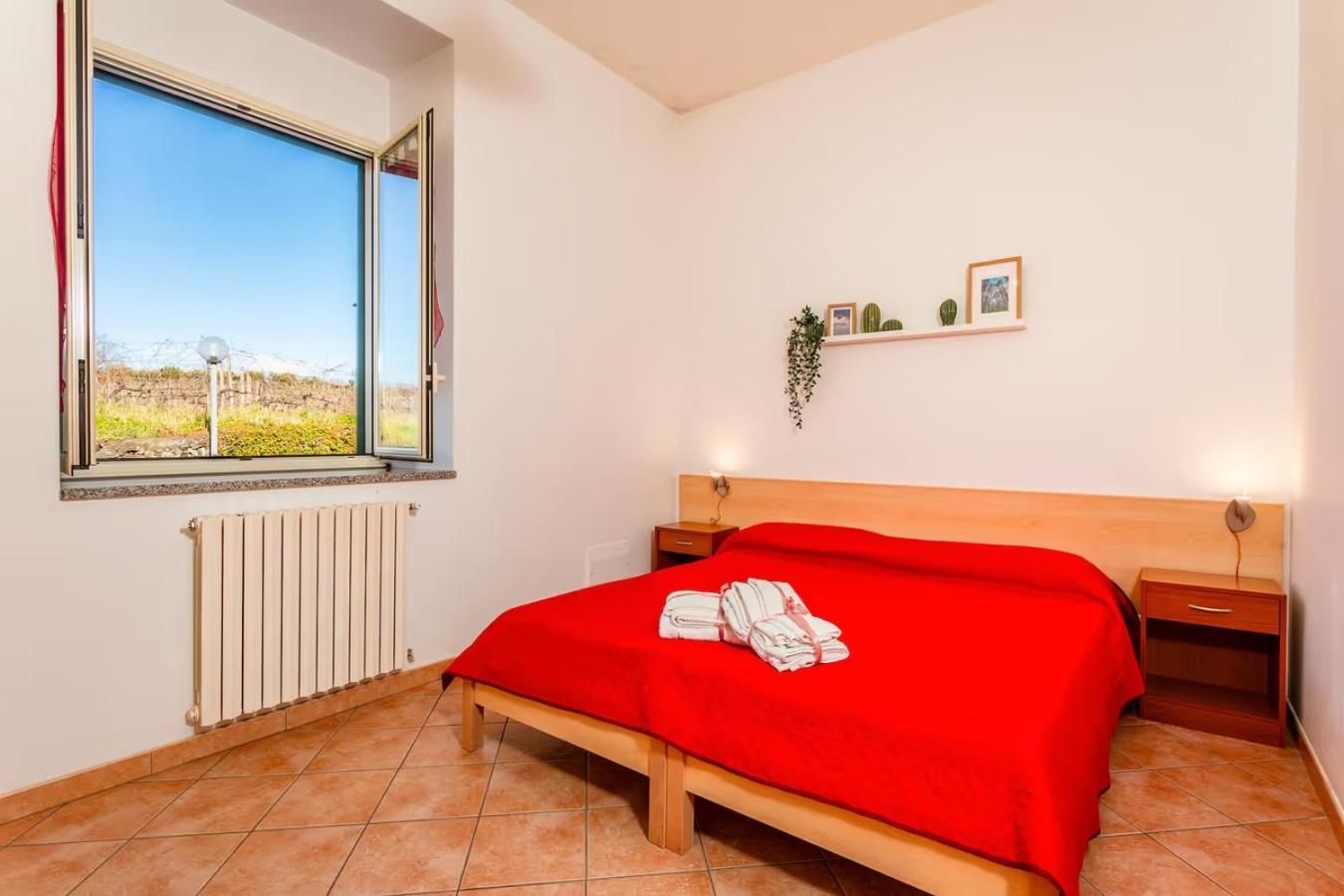 Camia Etna House Apartment Piedimonte Etneo Luaran gambar